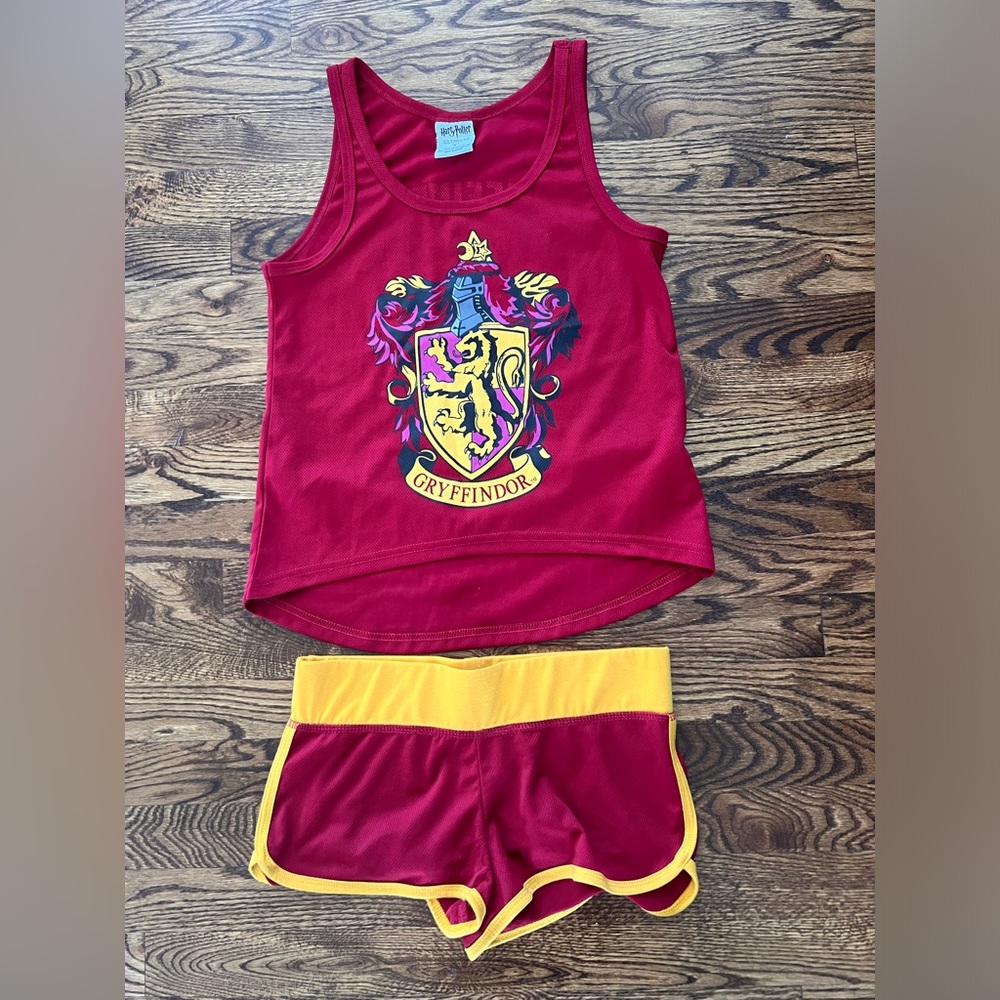 Harry Potter Gryffindor Tank and Shorts Set women’s
